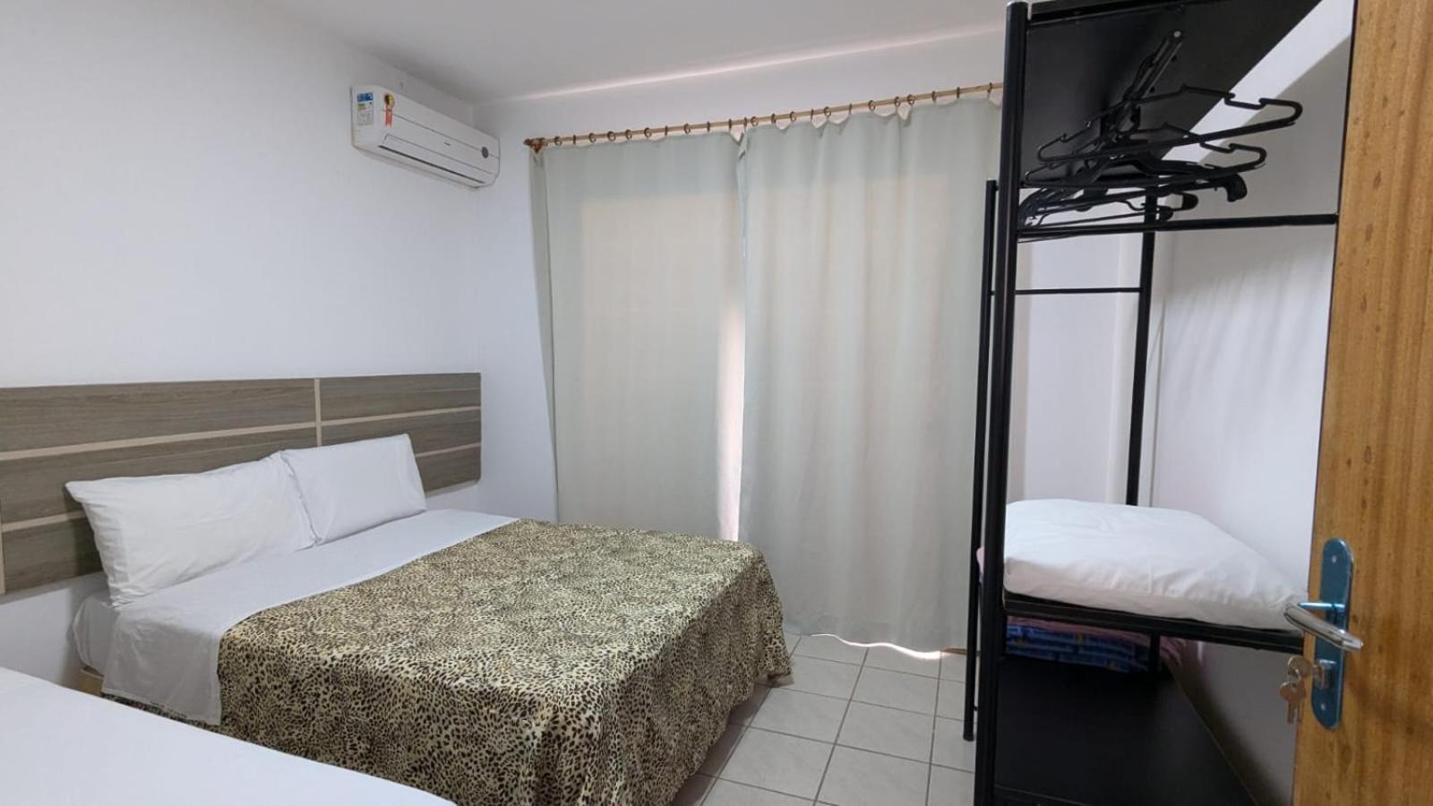 Residencial Portal Do Sol Apartment Бомбиняс Екстериор снимка